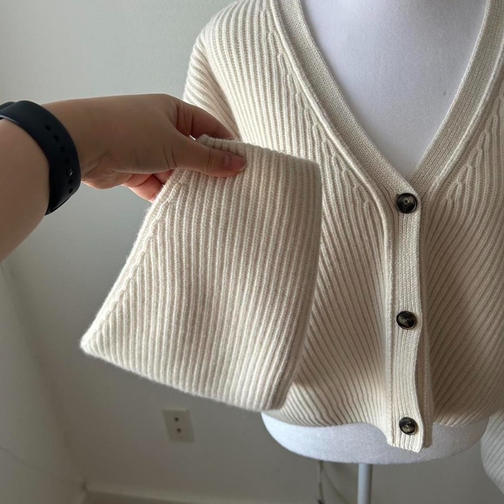 H&M Cream Ribbed Cardigan Sweater - Picture 5 of 7